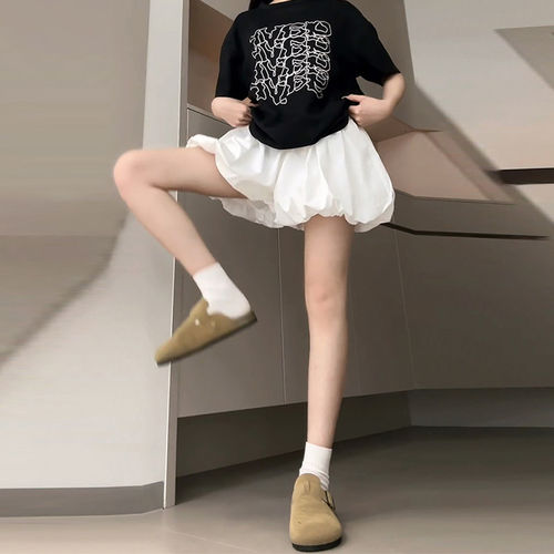白色花苞裤裙女小个子