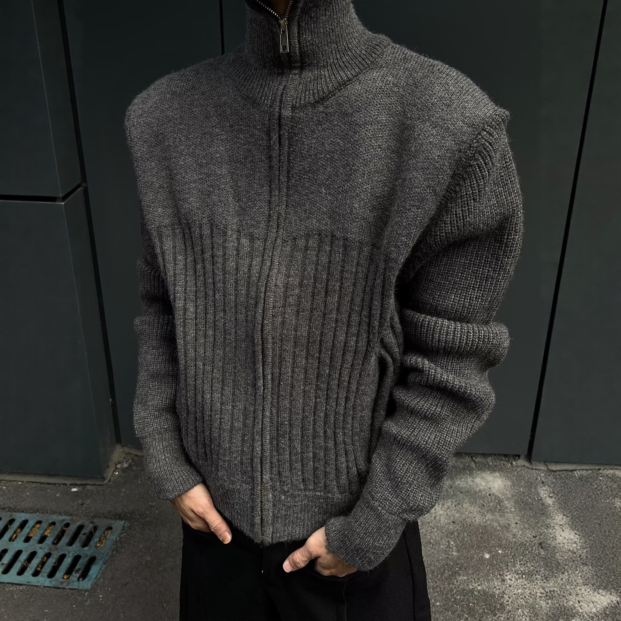 大码正肩高领短款双拉链针织衫
