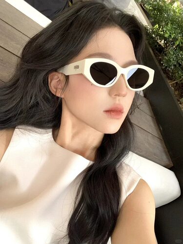 少女CEO | GIRLCEO复古猫眼白色墨镜方圆脸遮颧骨显脸小太阳镜