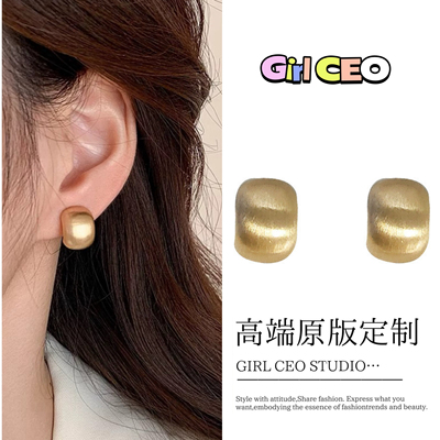 少女CEO日常百搭小众设计感高级轻奢洋气简约金豆耳钉高级感耳饰