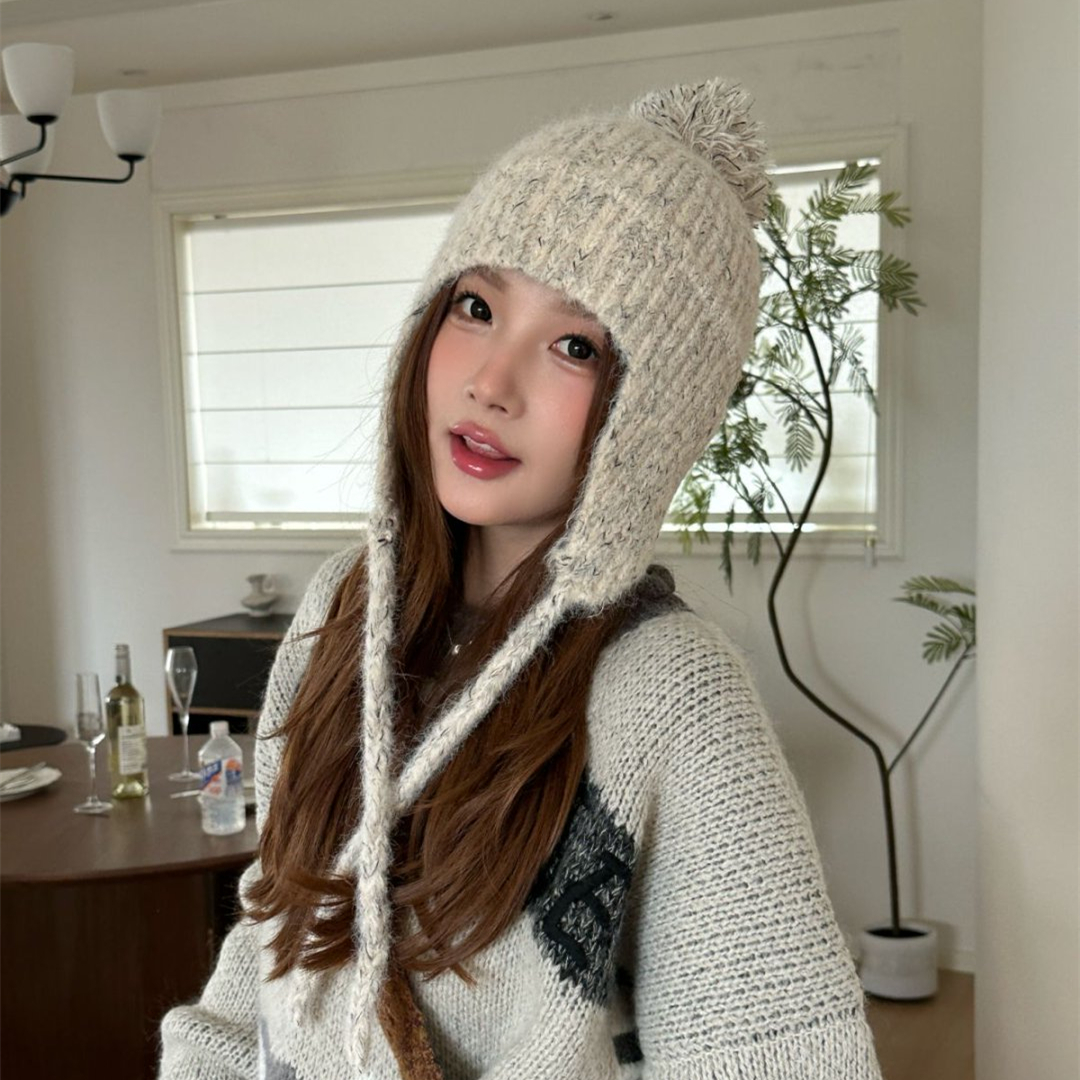 韩版羊毛针织护耳帽女生可爱毛球点点套头帽秋冬飞行帽保暖毛线帽