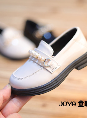 女童鞋儿童小皮鞋2026新款黑色漆光皮宝宝公主软底豆豆单鞋玛丽珍