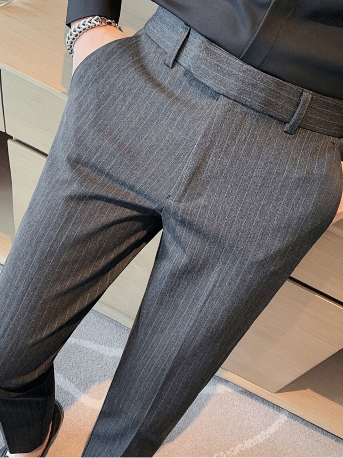 西裤男士春秋季高级感纯色复古百搭休闲裤英伦雅痞直筒修身西装裤