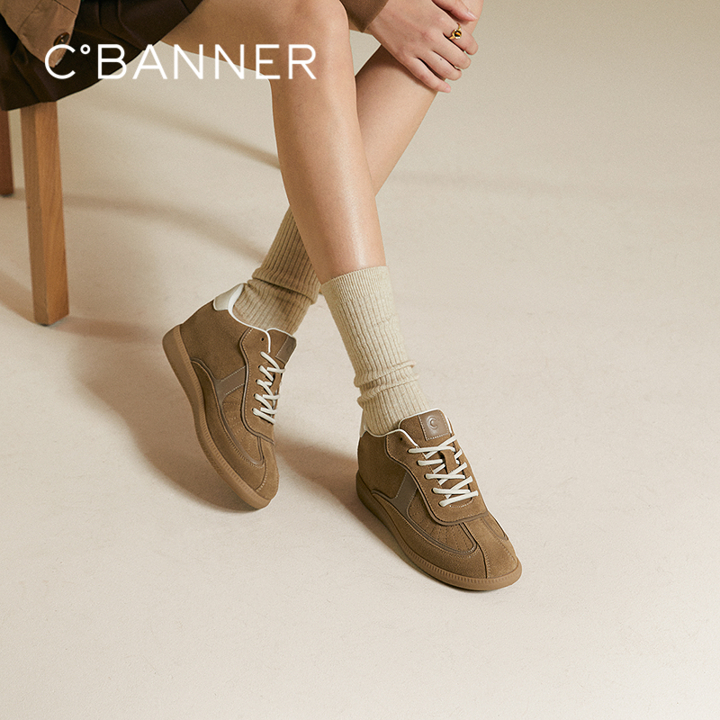 复古质感面料 面层合成革提升整体挺括感