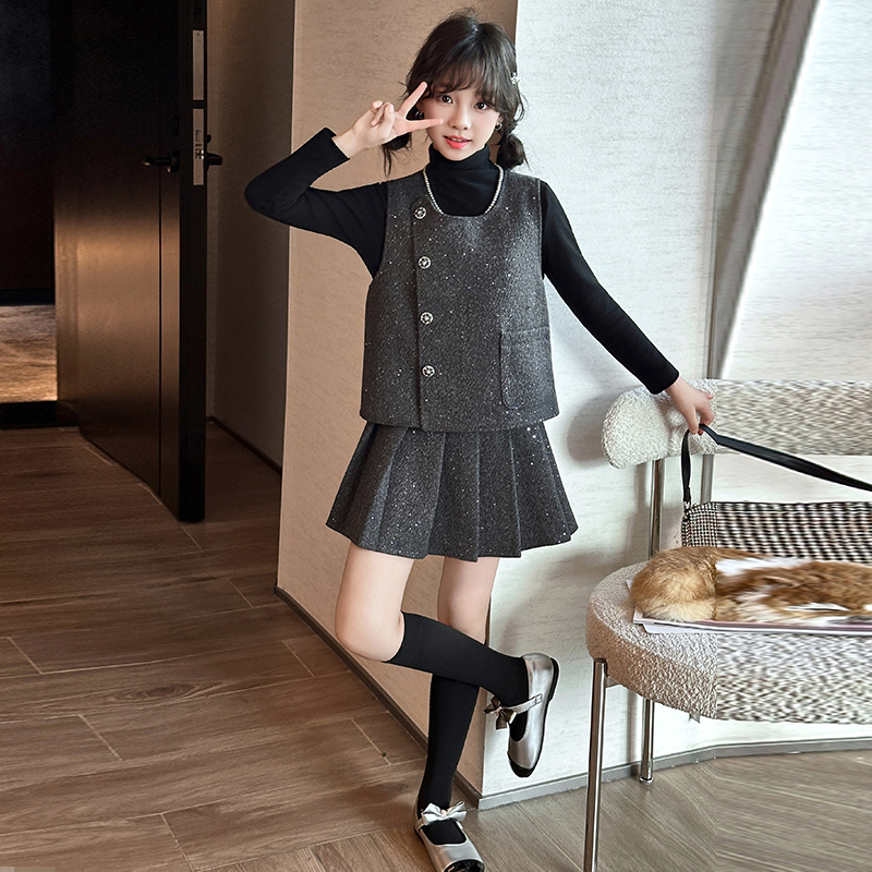 女童套装秋装2025新款儿童春秋款中大童洋气背心裙子小香风三件套