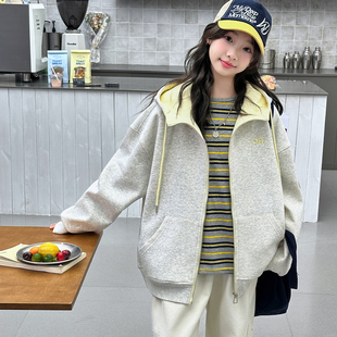 女童超好看韩系外套春秋款2026新款女大童韩版休闲儿童春装棒球服