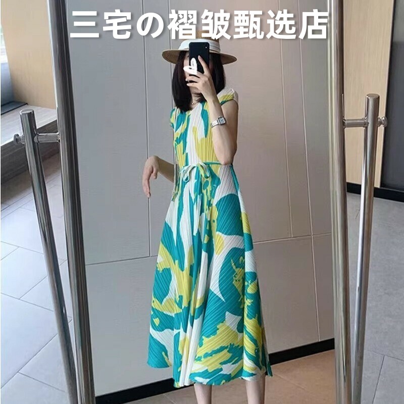 三宅风系列褶皱连衣裙印花中长裙