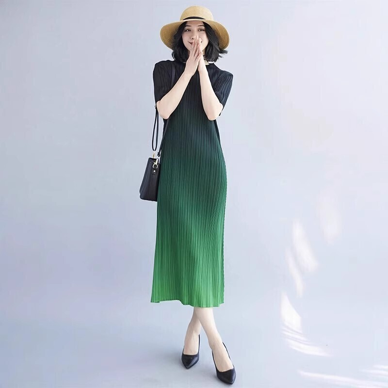 三宅风系列褶皱连衣裙A字裙女装