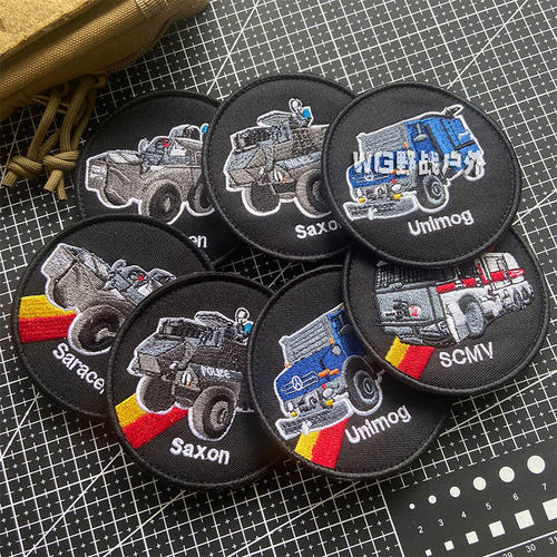 SAXON装甲车士气章魔术贴章 unimog创意汽车徽章布贴刺绣背包贴章