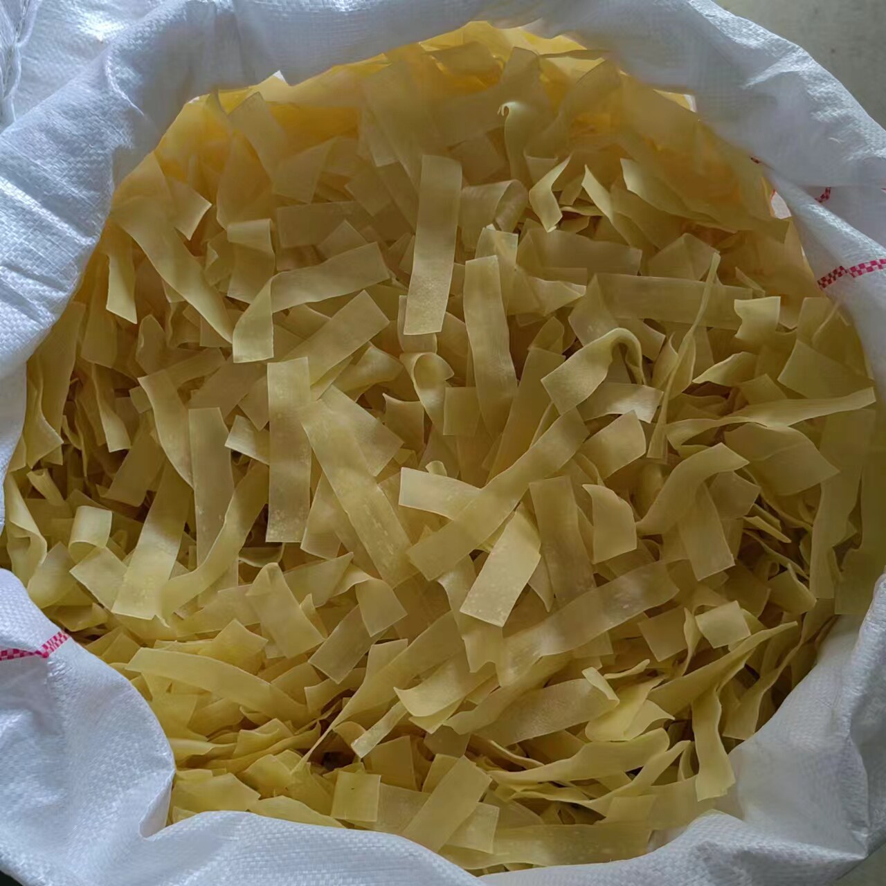 干凉皮干货干面皮5斤散装手工网红红油擀面皮免煮速食
