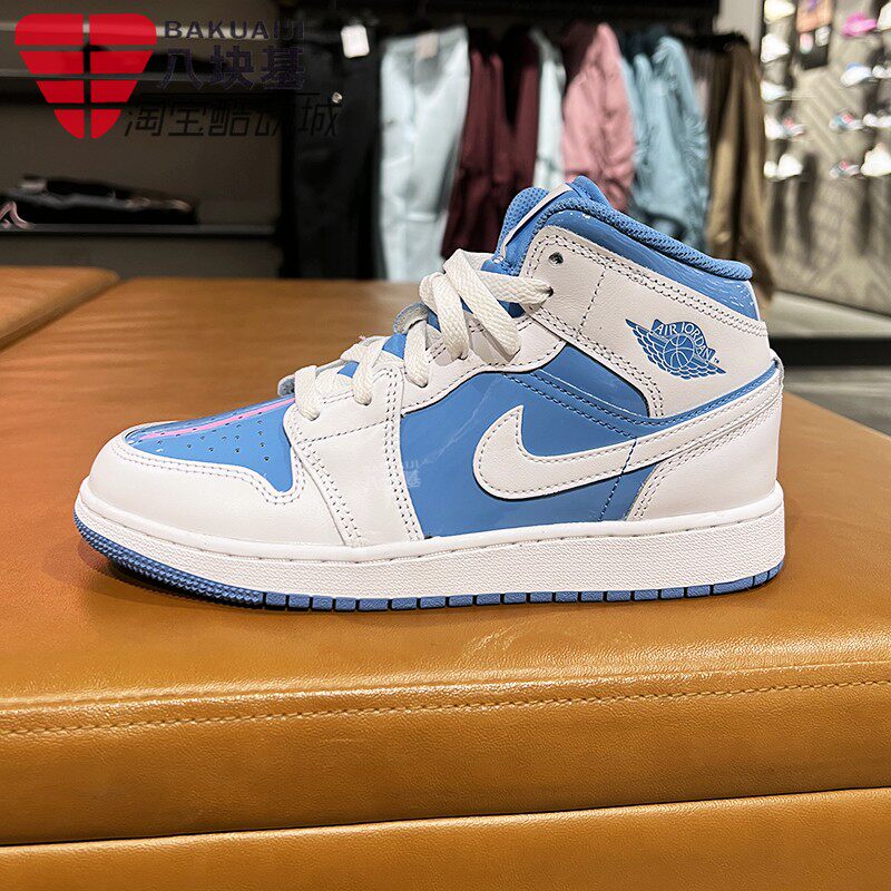 耐克大童男女鞋2025春季款JORDAN AJ1蓝白舒适高帮板鞋FZ3933-114