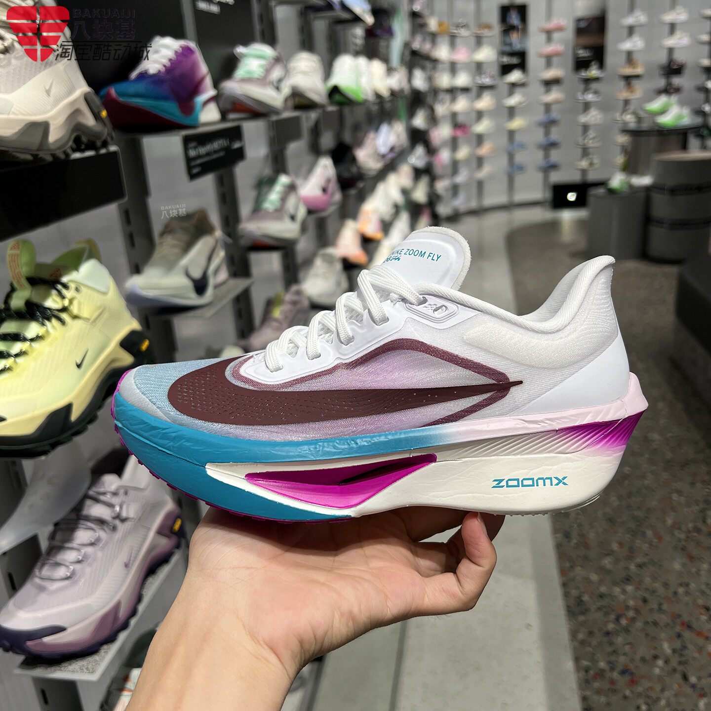耐克女鞋2026冬季ZOOM FLY 6碳板减震多巴胺回弹跑步鞋FN8455-108