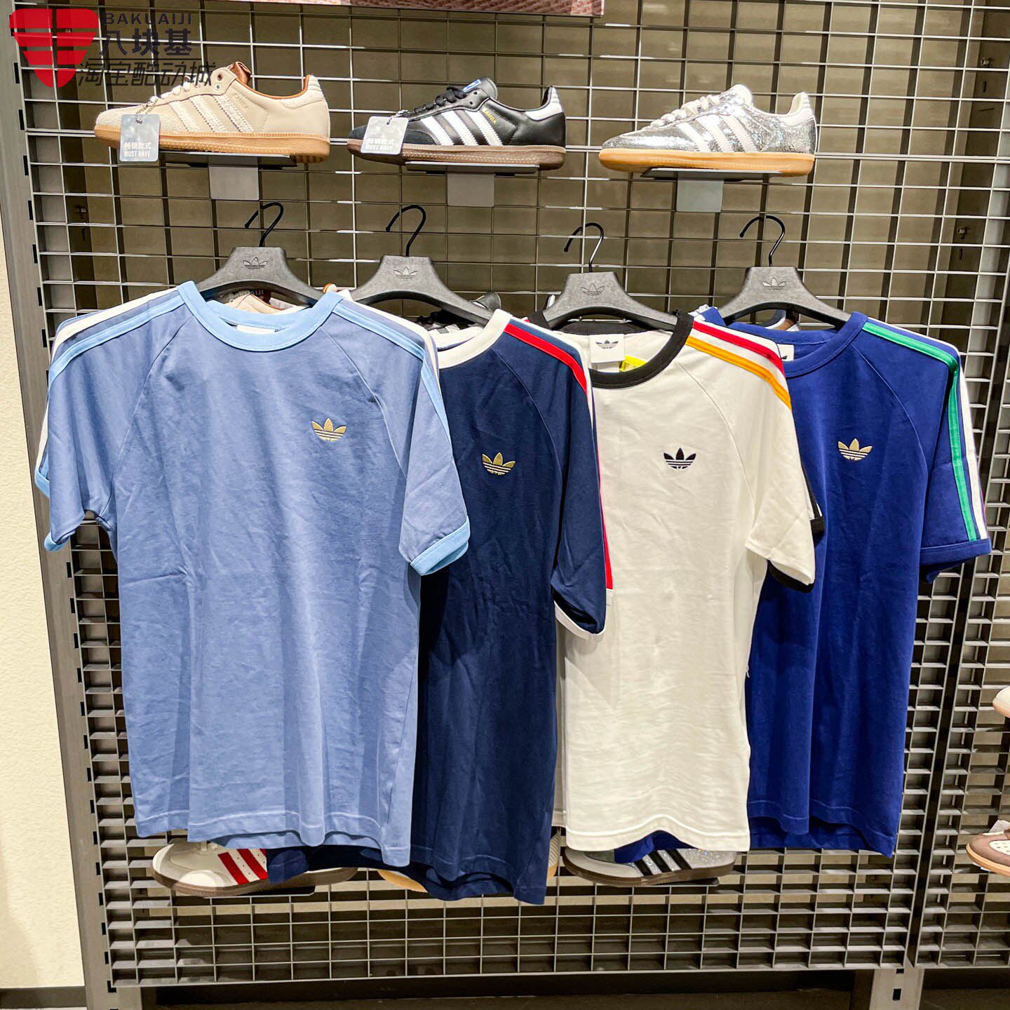 Adidas阿迪达斯2026夏新款经典纯棉三条纹运动短袖KC8636 KC8638