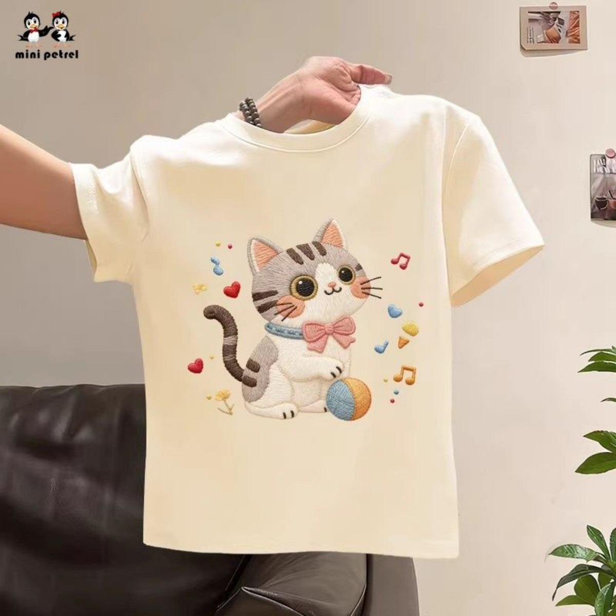 儿童猫咪短袖t恤2026夏季新款男女童仿刺绣纯棉半袖洋气ins上衣服图片