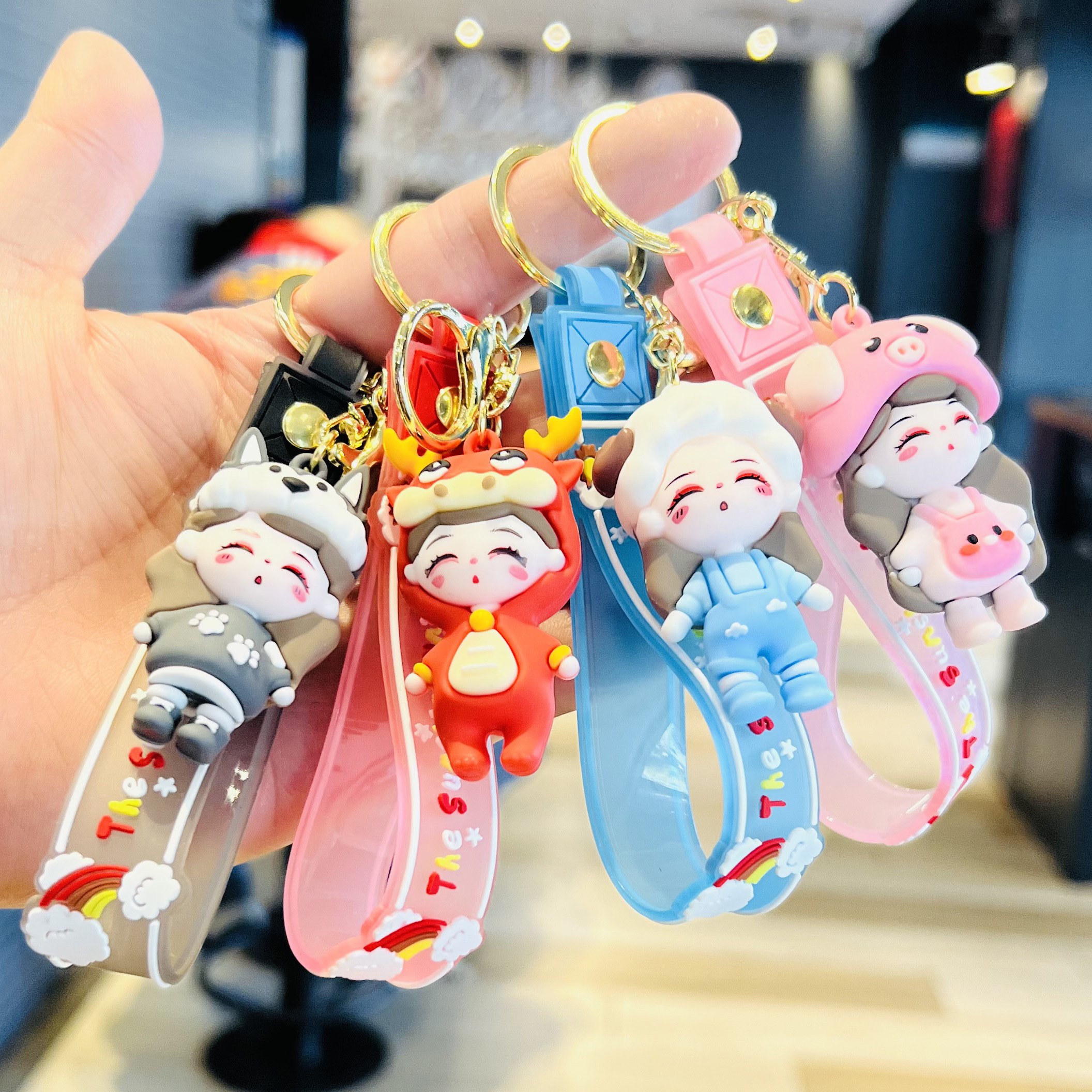 十二生肖女孩钥匙扣挂件小礼品