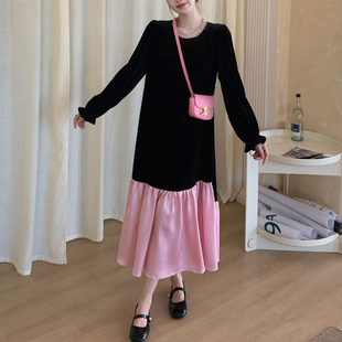 金丝绒卫衣连衣裙女秋冬拼色宽松显瘦超长款过膝荷叶边长裙到脚踝