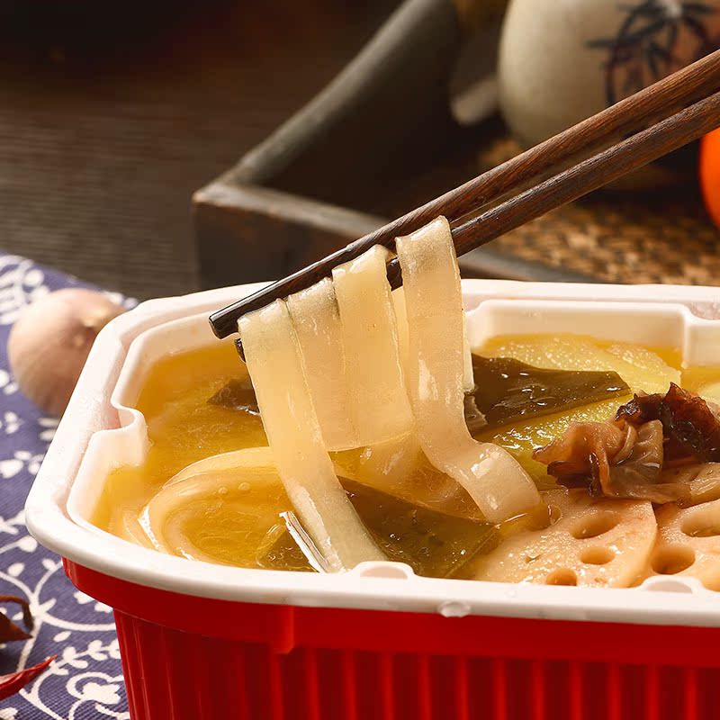 四川三鲜微300g自热速食懒人小火锅(用10元券)