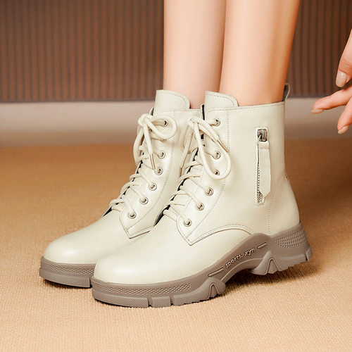 马丁靴女皮毛一体棉鞋白色雪地靴