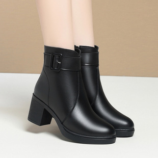 中年妈妈棉鞋高跟短靴女冬季加绒加厚真皮妈妈鞋秋冬款大码皮鞋冬