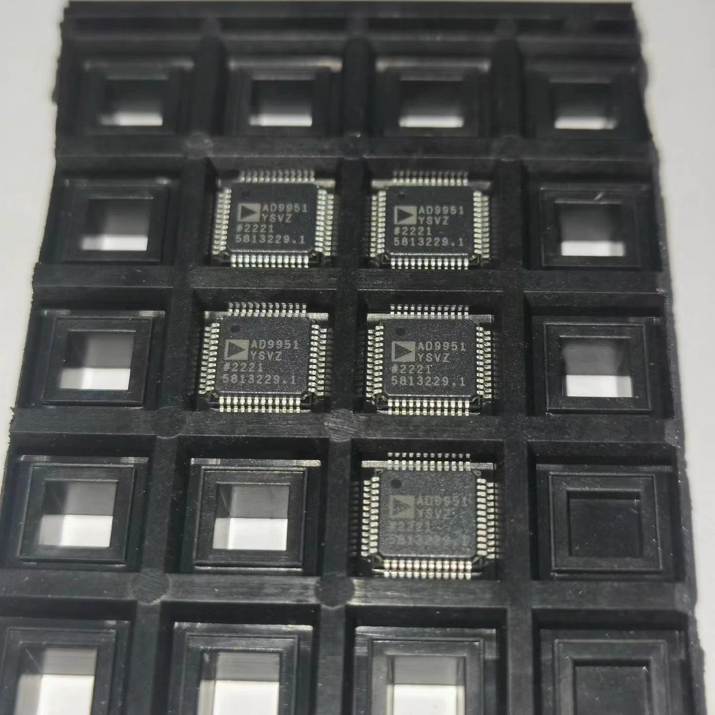 全新原装 AD9951YSVZ AD9951YSV AD9951 QFP-48 数模转换器 现货