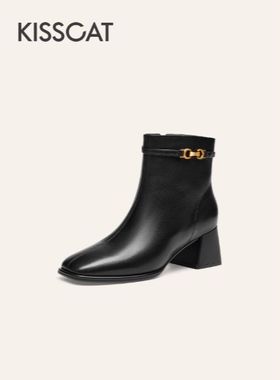 接吻猫2025冬老钱质感时装靴方头黑色高跟靴粗跟短靴女KA65788-10