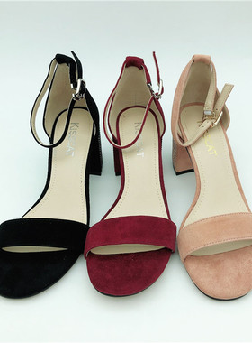 KISSCAT接吻猫2019夏羊反绒一字带水钻粗跟时尚凉鞋女KA09497-13