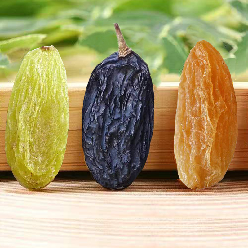 吐鲁番黑加仑葡萄干卖2斤送1斤