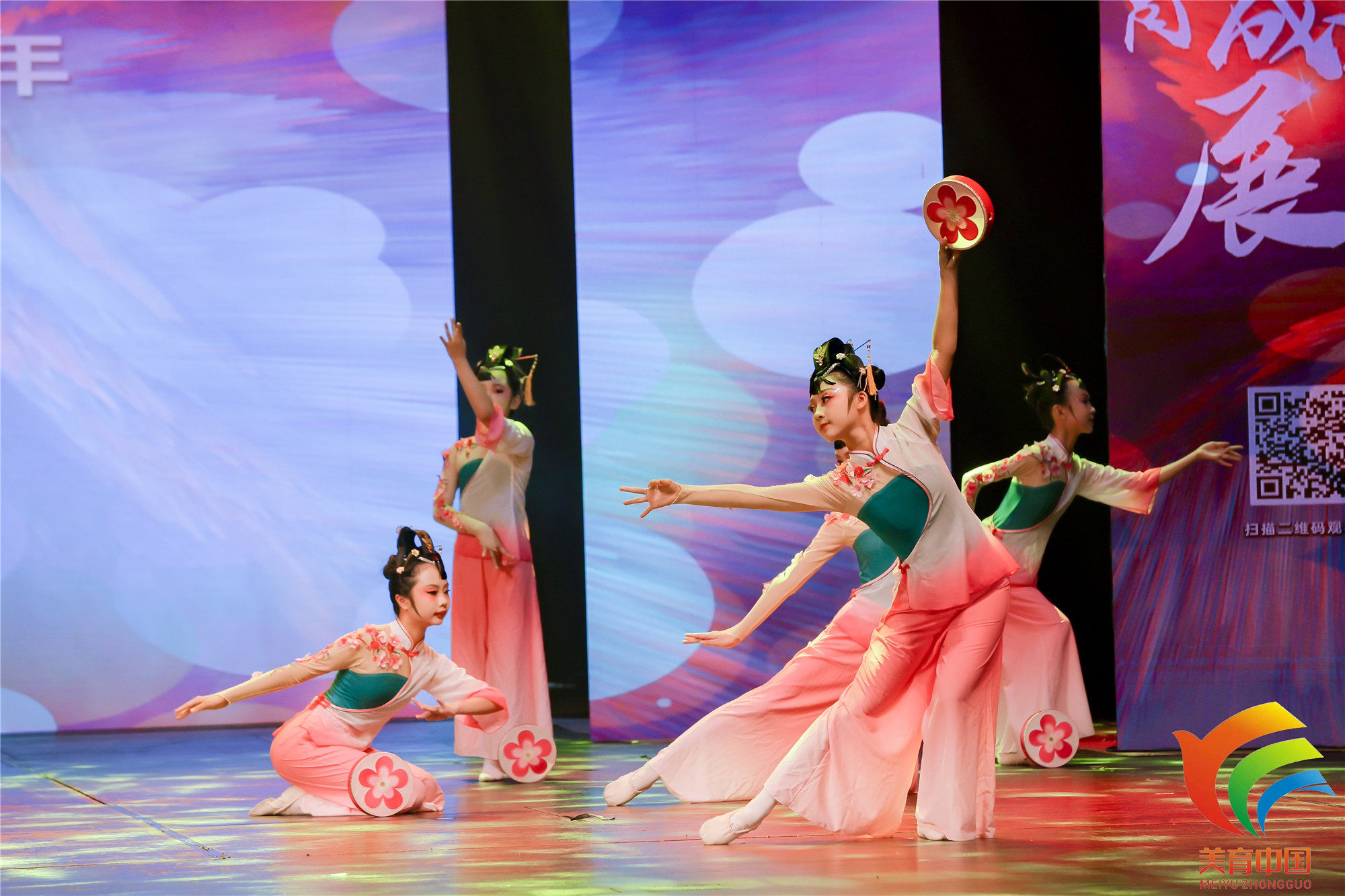 绣影叠香唯舞独尊荷花奖儿童古典舞演出服飘逸手鼓头饰表演服