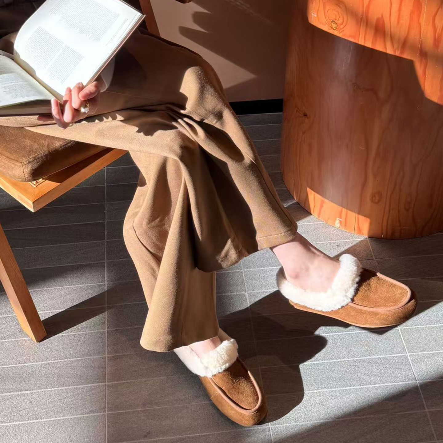 【小发喵】真皮复古圆头平底雪地靴女2025年冬季加绒保暖棉鞋防滑