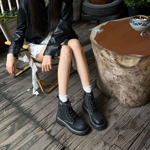 【小发喵】真皮摩登内增高厚底马丁靴马鞍靴女高帮短筒靴子工装靴