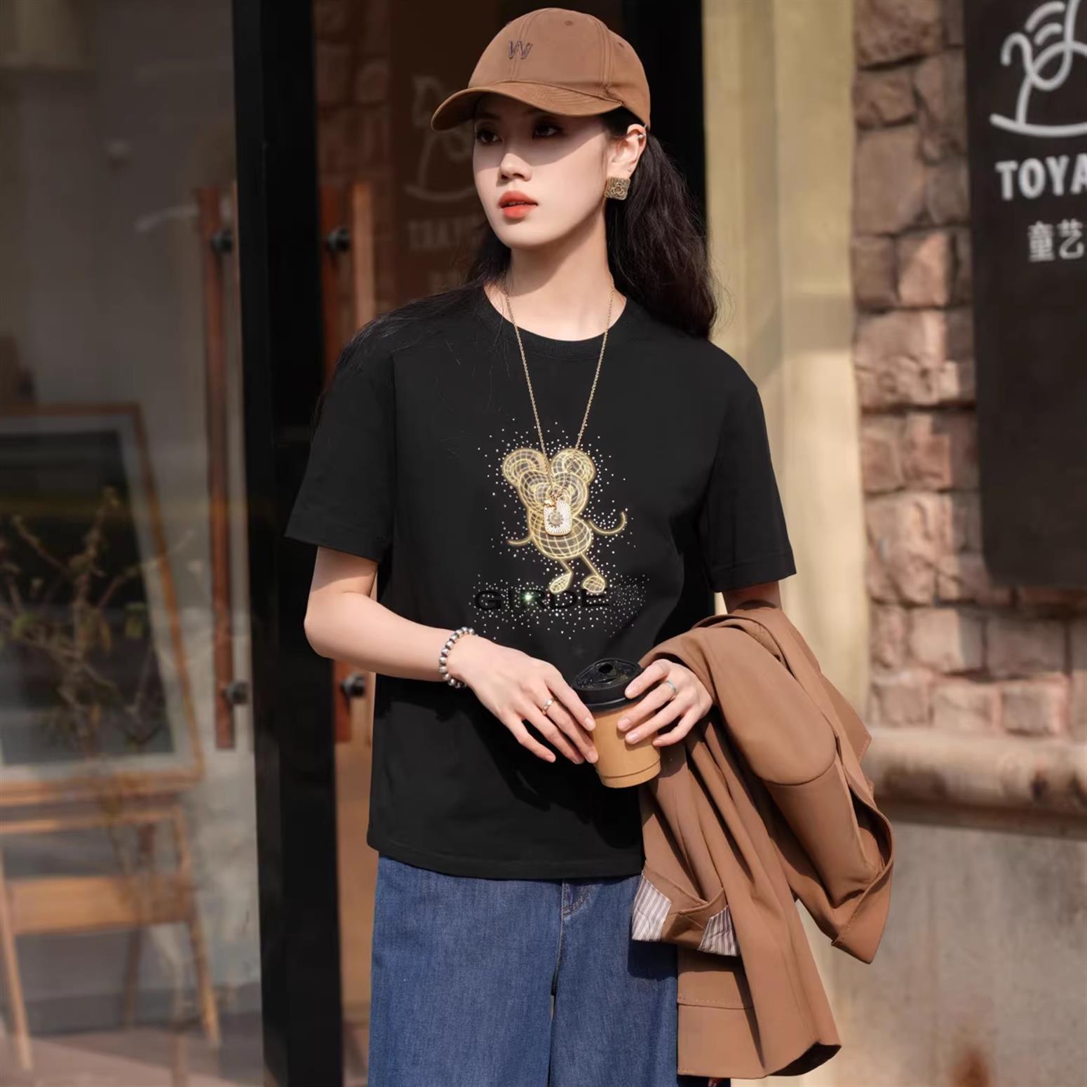阿玛施正品2026夏季新款米奇烫钻短袖T恤女宽松黑色印花上衣