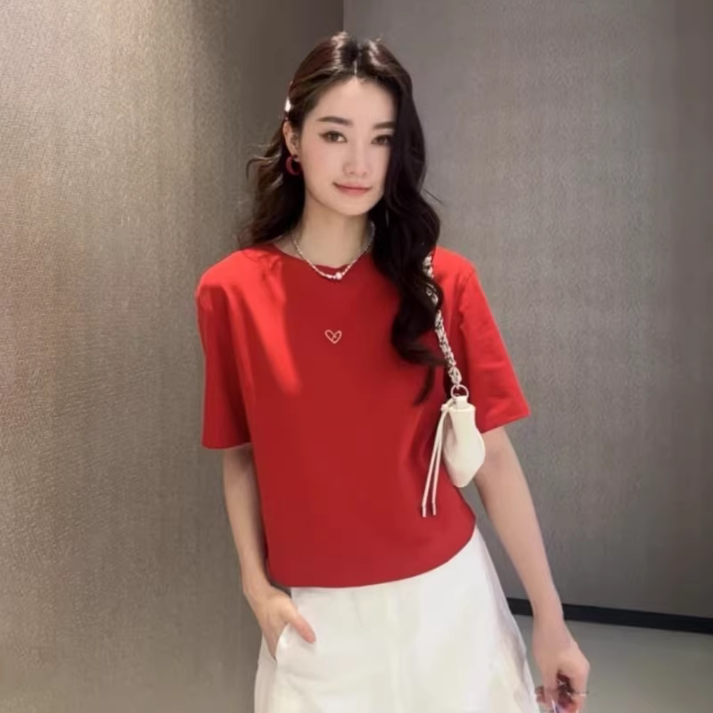 阿玛施正品牌2026夏季新款休闲宽松百搭圆领舒适短袖T恤女
