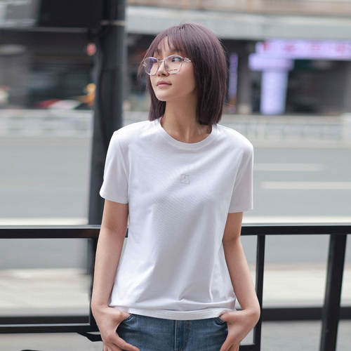 阿玛施女装2026夏季新款极简风百搭显瘦抱抱熊短袖T恤女530225