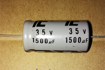 原装美国IC 轴向卧式 音频电解电容 35V1500UF 1500UF35V 16*40