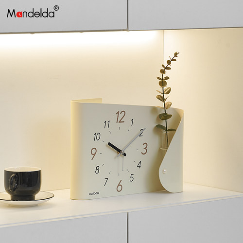 【该商品已降价】玄关座钟摆件