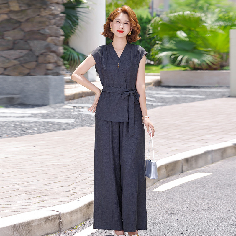 气质短袖V领套装中老年女夏装宽松显瘦收腰两件套妈妈装夏季洋气