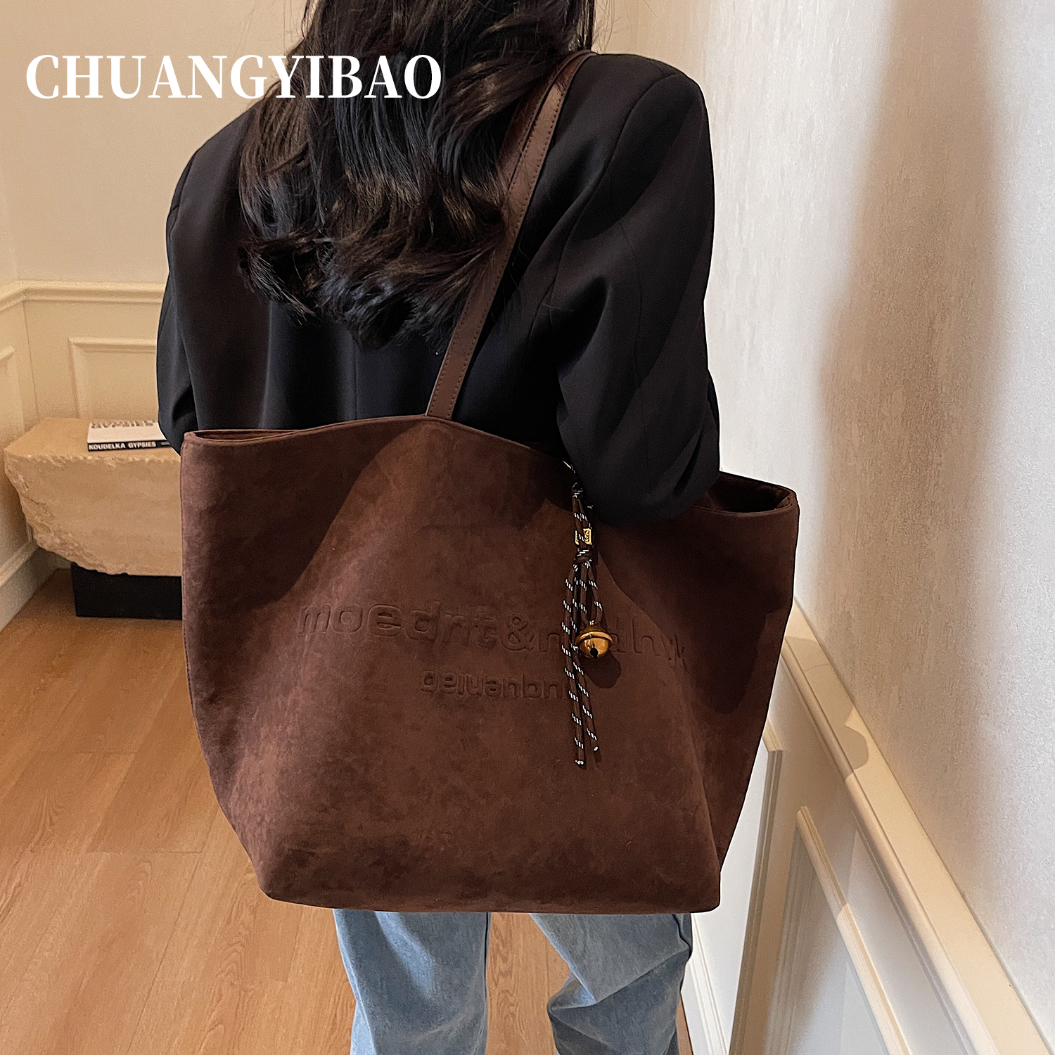 大容量高级感上班通勤单肩大包