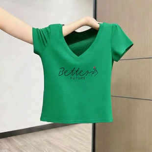 T恤女绿色字母印花修身 短款 高腰显瘦减龄上衣潮 2026V领短袖 韩版