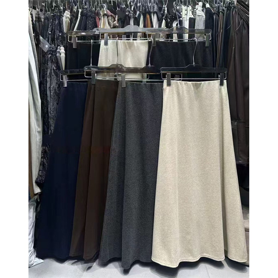 2025冬季羊绒A字裙隐藏腰半身裙