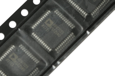 ADV7123KSTZ140  ADV7123KSTZ140-RL  LQFP-48 10位高速视频DAC