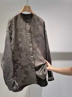 风 新中式 设计师新款 重工暗纹提花圆领长袖 外套女 推荐 衬衫 好物