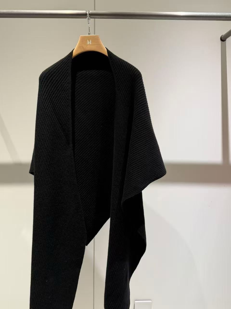 秋冬单品通勤简约针织围脖披肩女早秋氛围感保暖三角巾时尚外搭