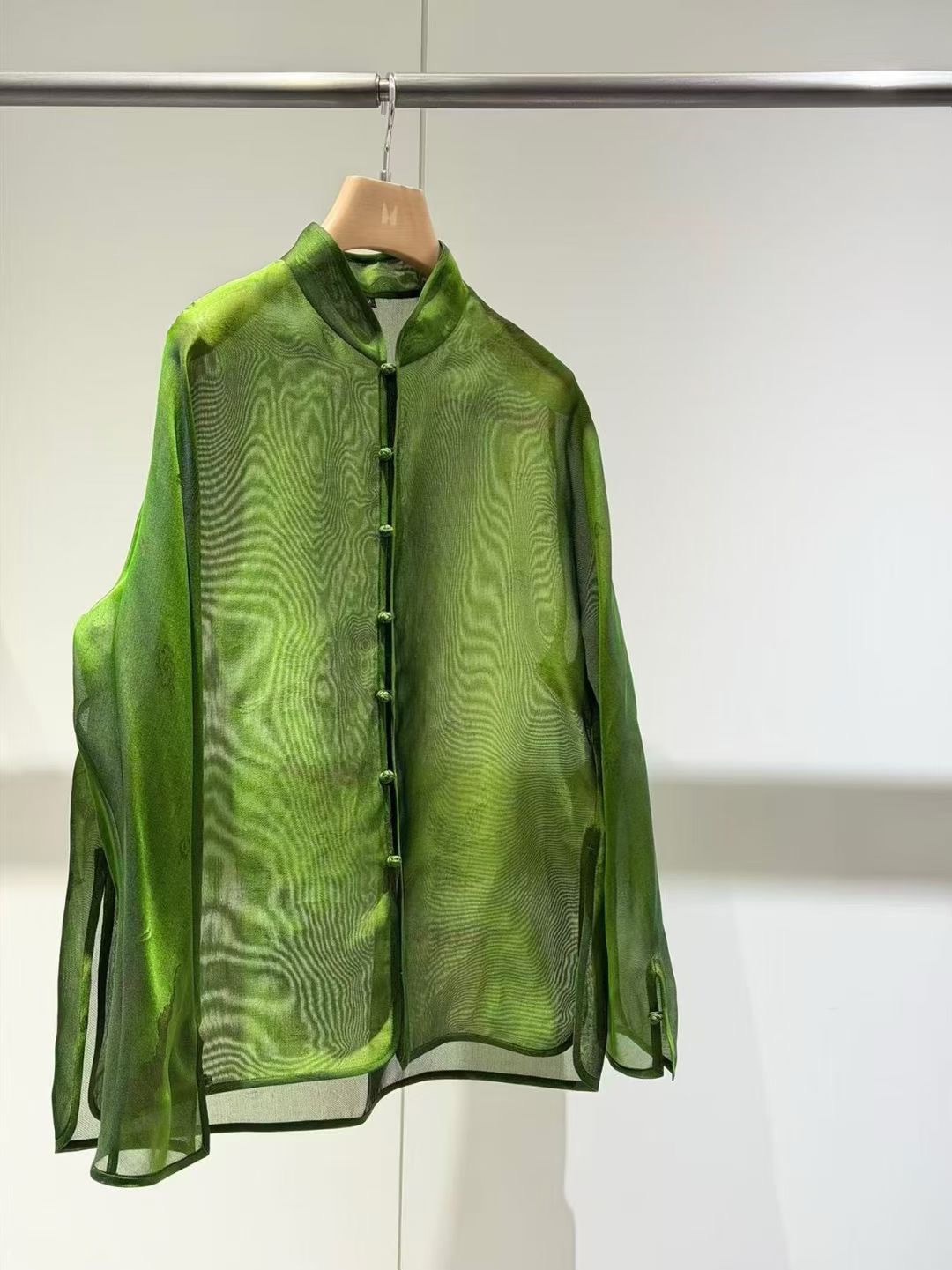 时髦内搭新品 正版！新中式国风盘扣立领长袖衬衣中长款宽松上衣