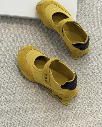 26新款黄色运动玛丽珍鞋女魔术贴透气软底百搭不累脚夏季休闲单鞋