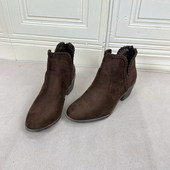 尖头纯色粗跟后拉链时装 Lady Shoes外贸原单女靴时尚 短靴及踝靴