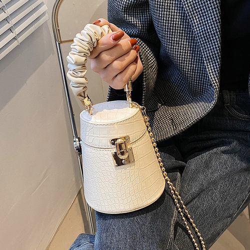 洋气小众设计包包女潮链条斜挎包