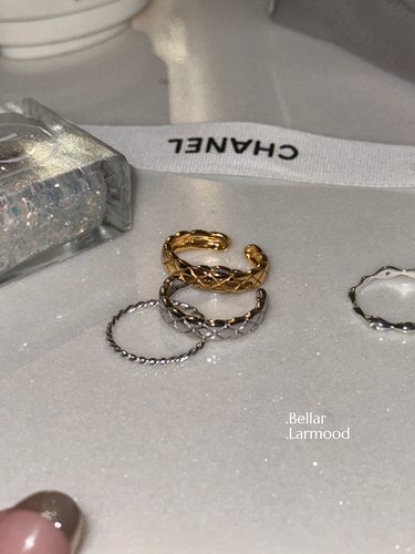 Bellar925经典菱格crush开口戒指