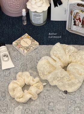 Bellar / larmood 法式复古 lace 花瓣高级质感发圈