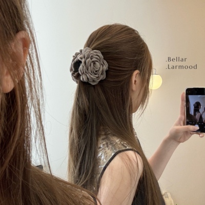 Bellar法式复古玫瑰花瓣发抓