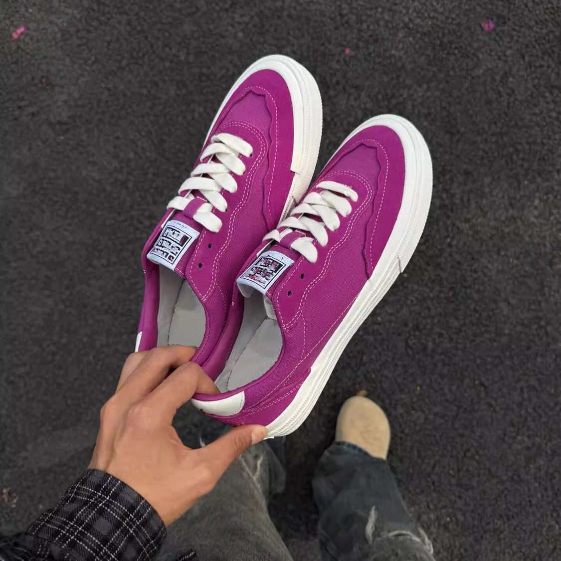 通勤帆布鞋低帮男女潮款板鞋情侣饼干鞋冬季美式经典百搭休闲鞋